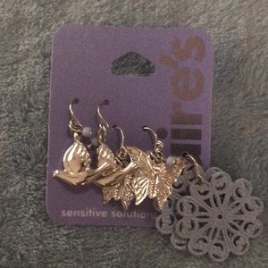 claire’s 3 set of dangle earrings